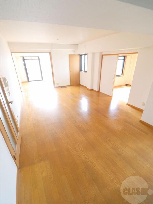 居室・リビング　１２帖のＬＤＫです