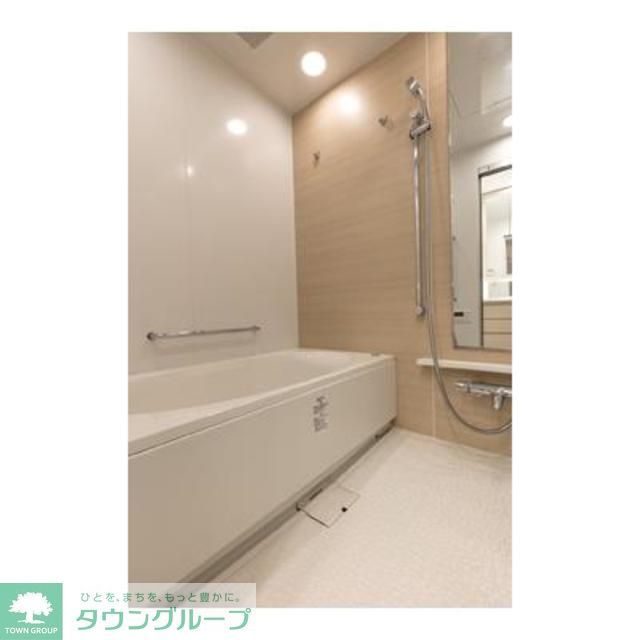 バス・シャワールーム　※写真は同タイプ住戸です。