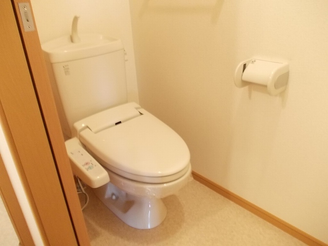 トイレ　同建物別号室