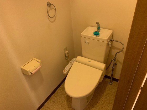 トイレ　※別部屋の写真です