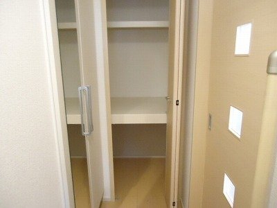 収納　たっぷりとした収納スペースです