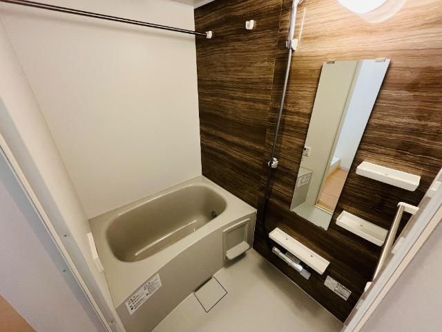 ＪＲ山陽本線 はりま勝原駅 徒歩5分 2階建 築1年の風呂写真