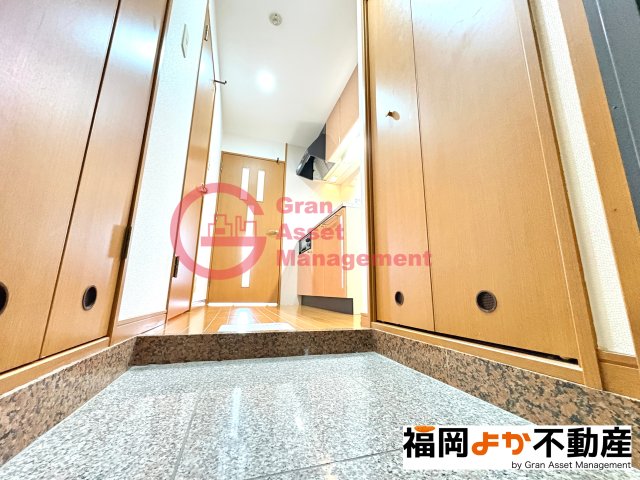 玄関　毎日通る玄関はこちらです