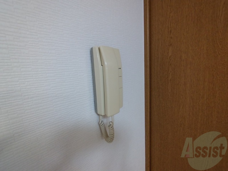 セキュリティ　インターホンは通話ができるので急な訪問があっても安心です。