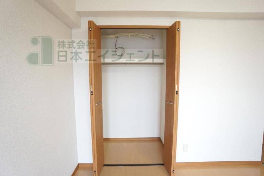 収納　クローゼット