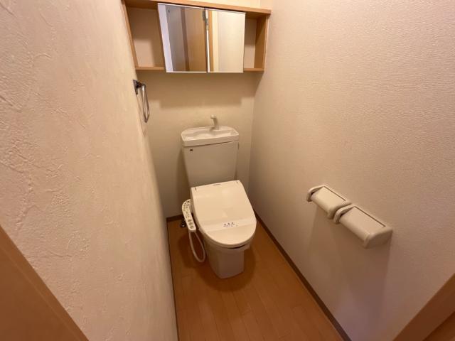 トイレ　シャワー付トイレ