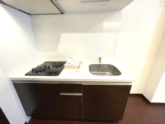 キッチン　同マンション同間取り他部屋の写真