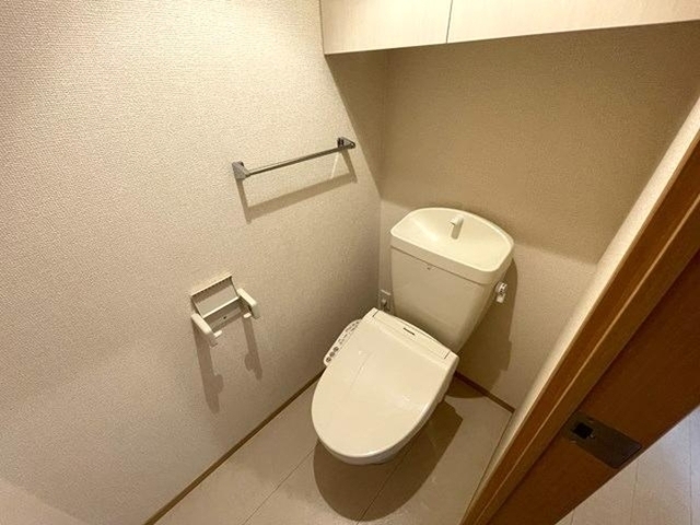 トイレ　トイレ　温水洗浄暖房便座