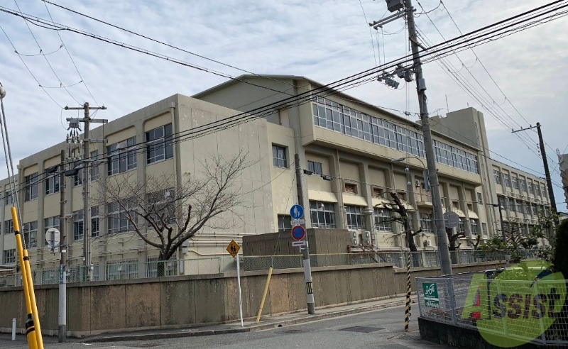 中学校　神戸市立鷹取中学校（中学校）まで590m