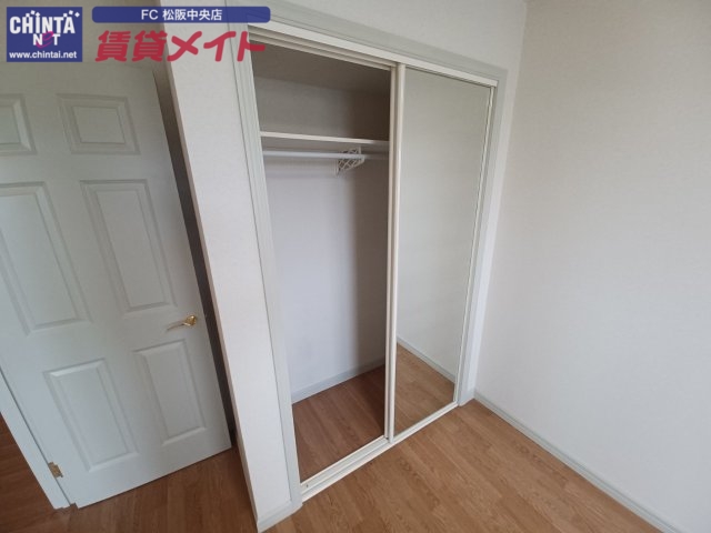 収納　同型参考写真