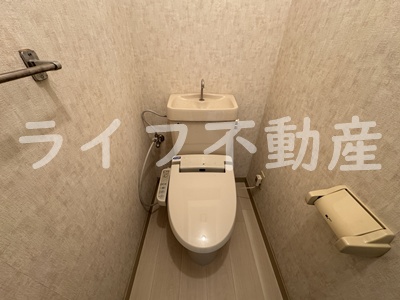 トイレ　落ち着いたトイレです