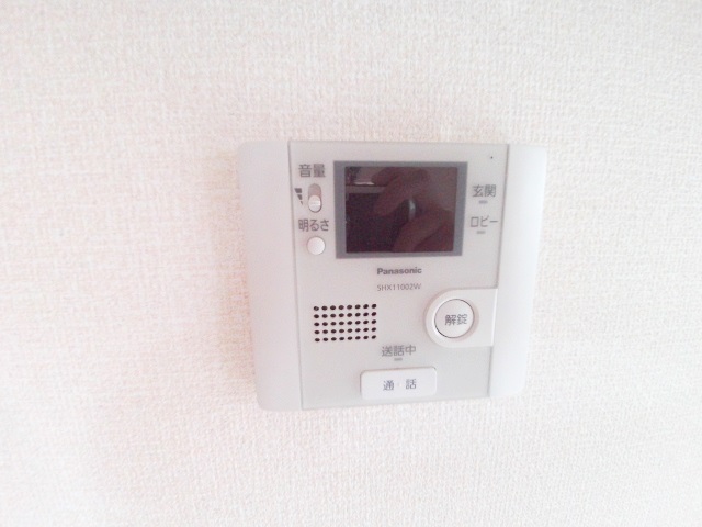セキュリティ　オートロック連動のTVモニターホン付きでセキュリティも安心