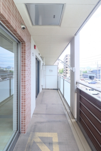 バルコニー　退去予定のため他部屋参考写真