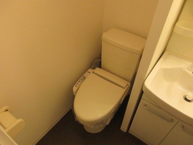 トイレ　ウォシュレット付きのトイレです！