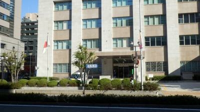 銀行　日本銀行 神戸支店（銀行）まで103m