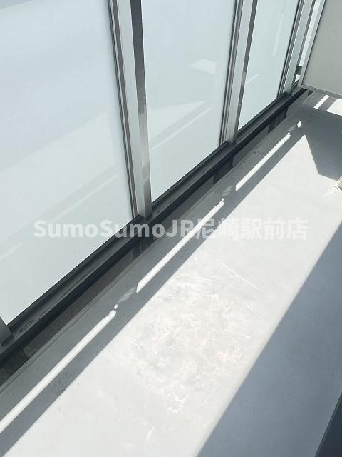 バルコニー　お洗濯にも便利なバルコニー付き