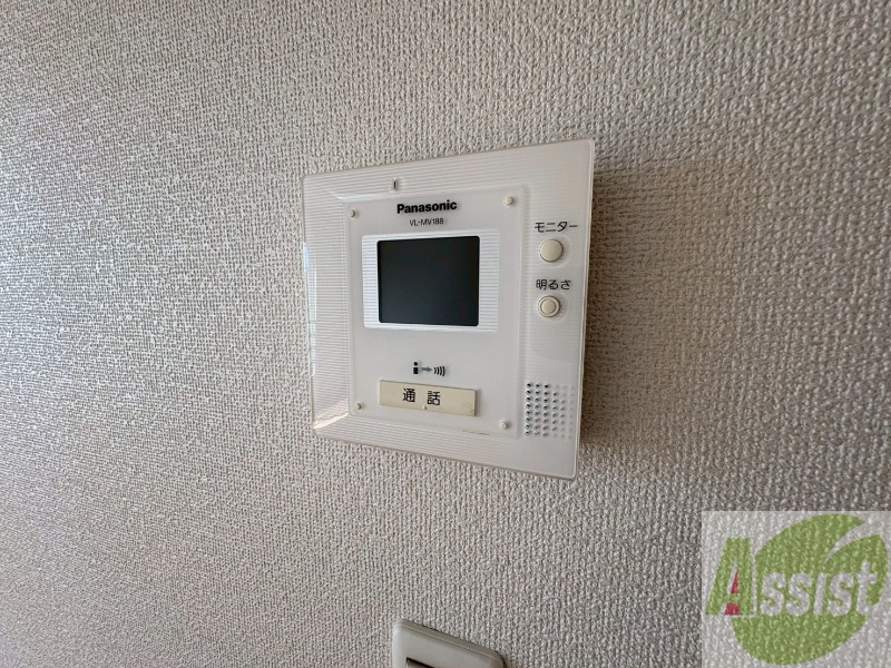 セキュリティ　ＴＶモニター付インターホンです。来客者の顔が見えるので安心！