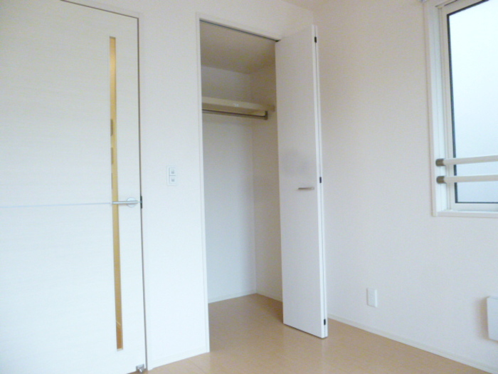 収納　参考写真（同物件別部屋）