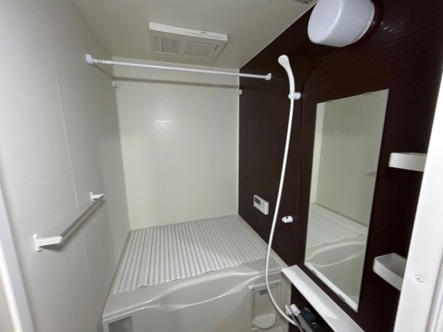 バス・シャワールーム　浴室換気乾燥機・追焚き給湯付き