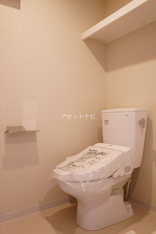 トイレ　※反転タイプの参考画像になります。