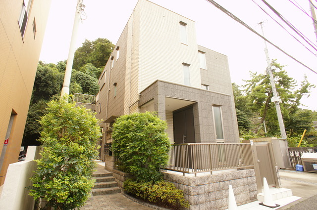 建物外観　南武線「宿河原駅」より徒歩分１２分☆ペット可物件★