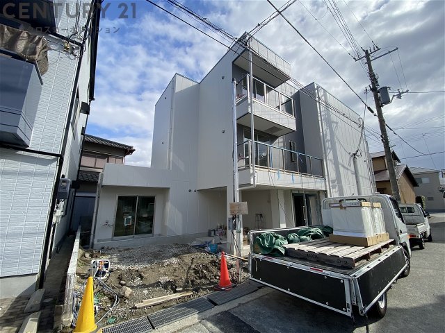建物外観　オートロック付きで安心です♪