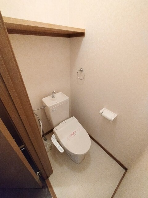 トイレ　洗浄便座