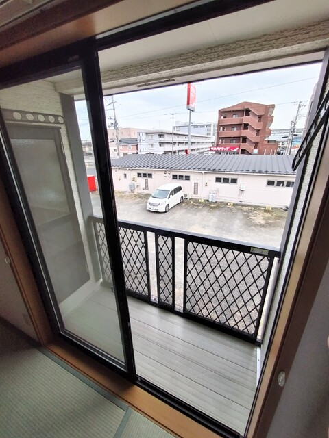 バルコニー　南東向きのバルコニ―