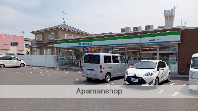 コンビニ　ファミリーマート福岡柳瀬一丁目店（コンビニ）まで387m