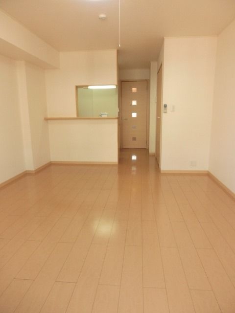その他部屋・スペース　洋室１２．３帖あります♪