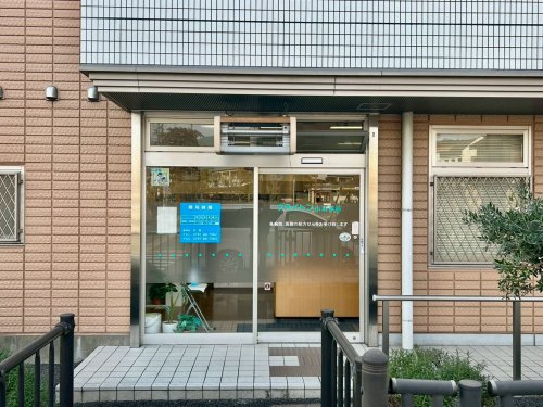 ドラックストア　ブライトン山本薬局（ドラッグストア）まで738m