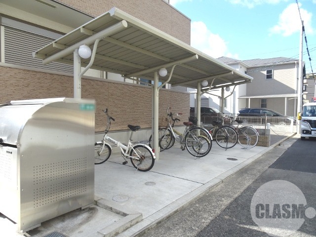 その他共有部分　屋根付き駐輪場