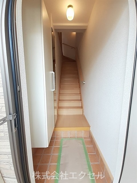 玄関　シューズボックス完備の玄関です。