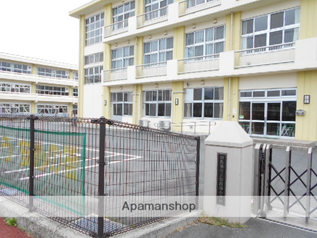 小学校　御殿場小学校（小学校）まで400m