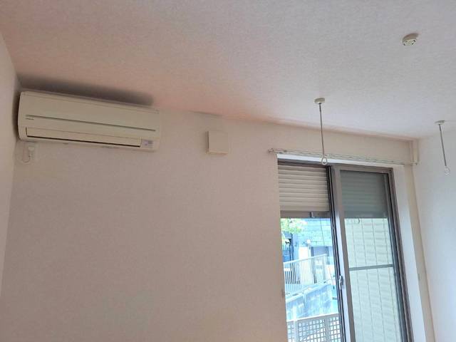 その他設備　★防犯シャッター　室内物干しフック★