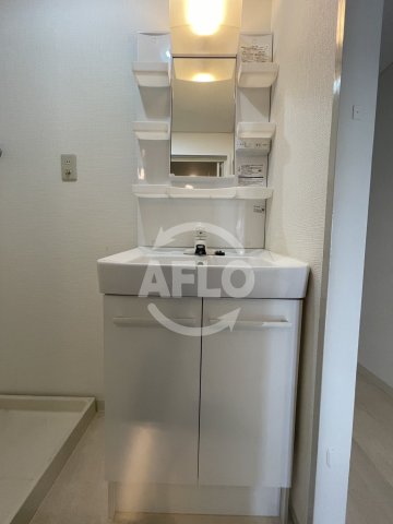 洗面設備　朝日プラザ上本町　独立洗面台