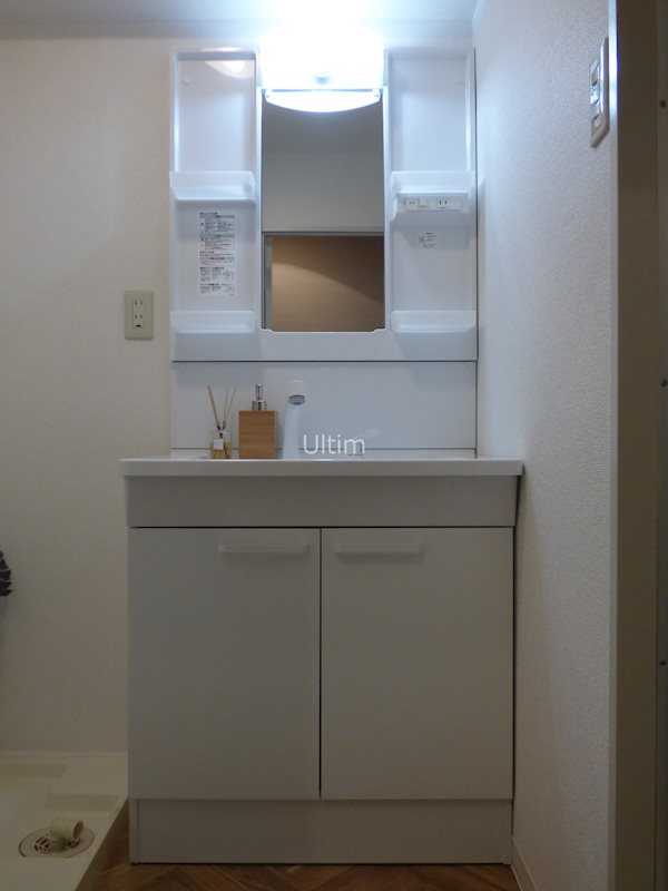洗面設備　別部屋のお写真です。ご参考までに！