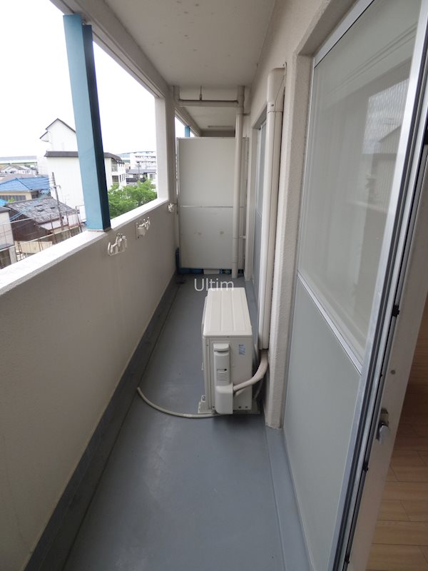 バルコニー　別部屋のお写真です。ご参考までに！