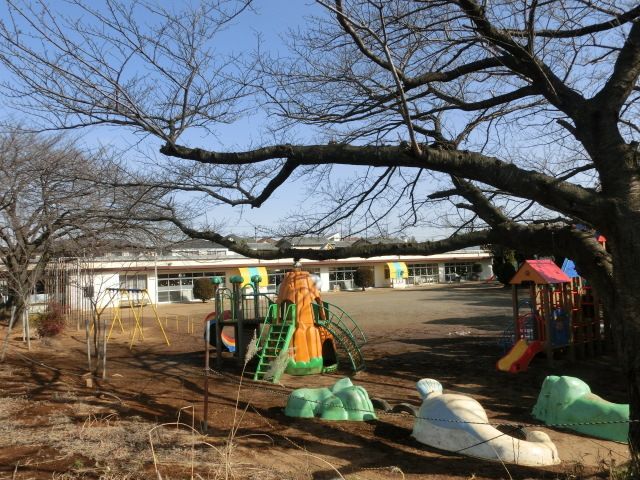 幼稚園・保育園　山百合幼稚園（幼稚園・保育園）まで260m