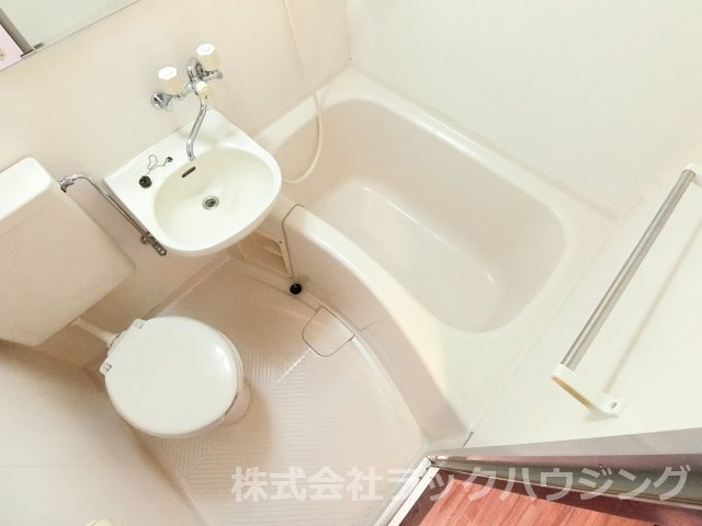 バス・シャワールーム　同仕様写真となります。