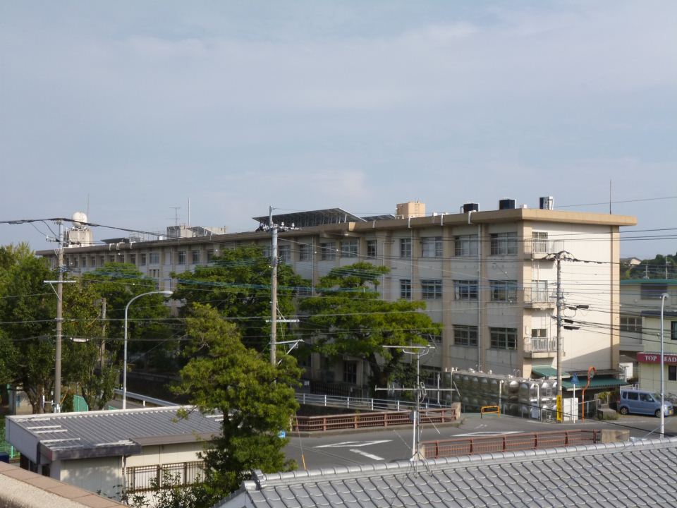 小学校　和田小学校（小学校）まで400m