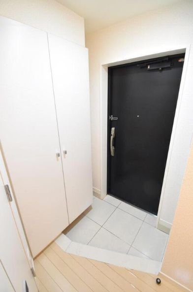 玄関　弊社は都内全域の物件をご紹介可能です！