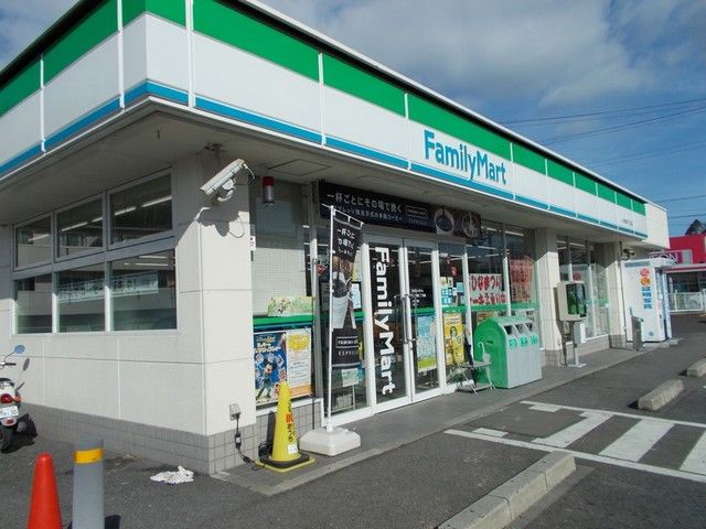 コンビニ　ファミリーマート大津神領2丁目（コンビニ）まで750m