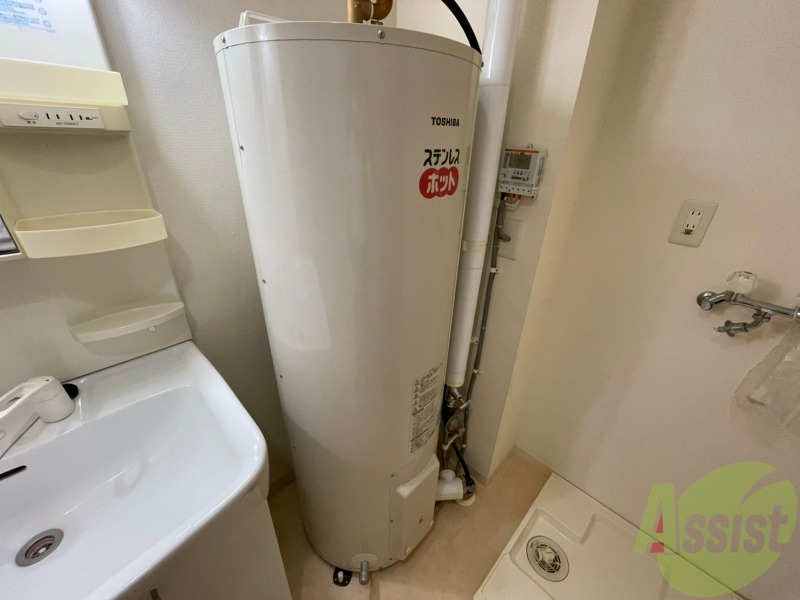 その他設備　電気温水器です。オール電化でお得で安心ですね。
