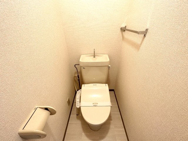 トイレ　※他号室のお写真です