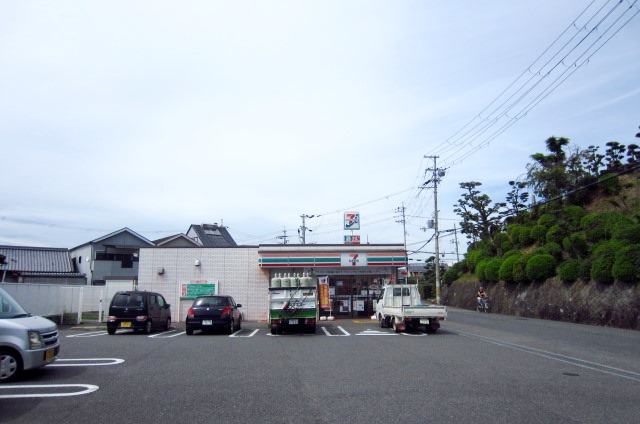コンビニ　セブンイレブン 熊取大久保店（コンビニ）まで612m