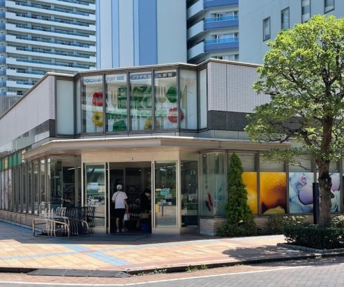 スーパー　プラザ栄光 生鮮館 ポートサイド店（スーパー）まで420m
