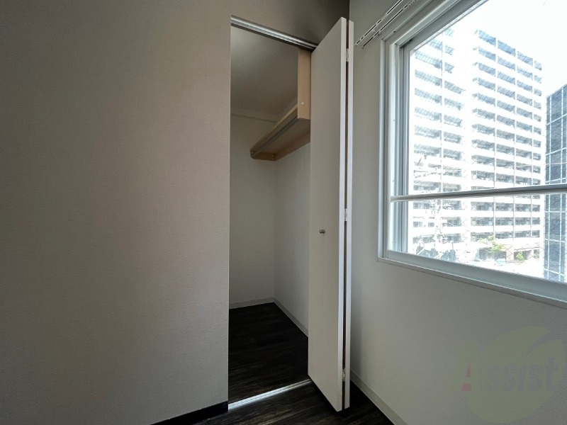 収納　寝室の収納です。部屋がすっきり片付きます。