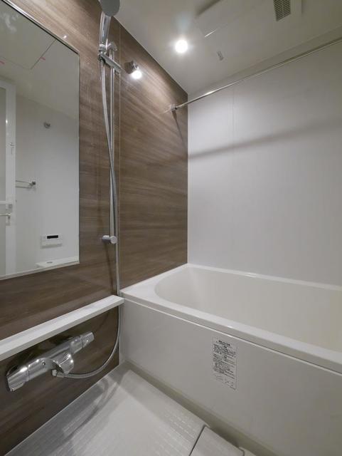バス・シャワールーム　※写真は同タイプ住戸です。