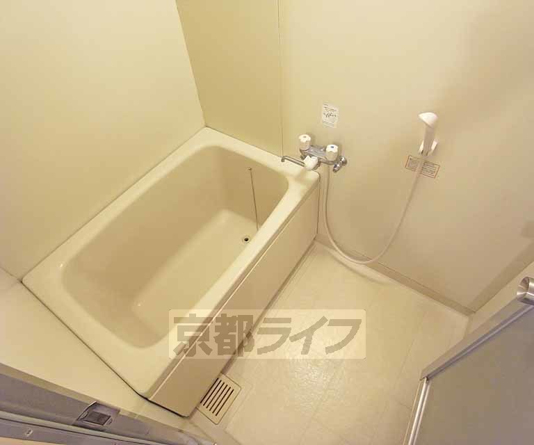 バス・シャワールーム　・お問合せは京都ライフまで・